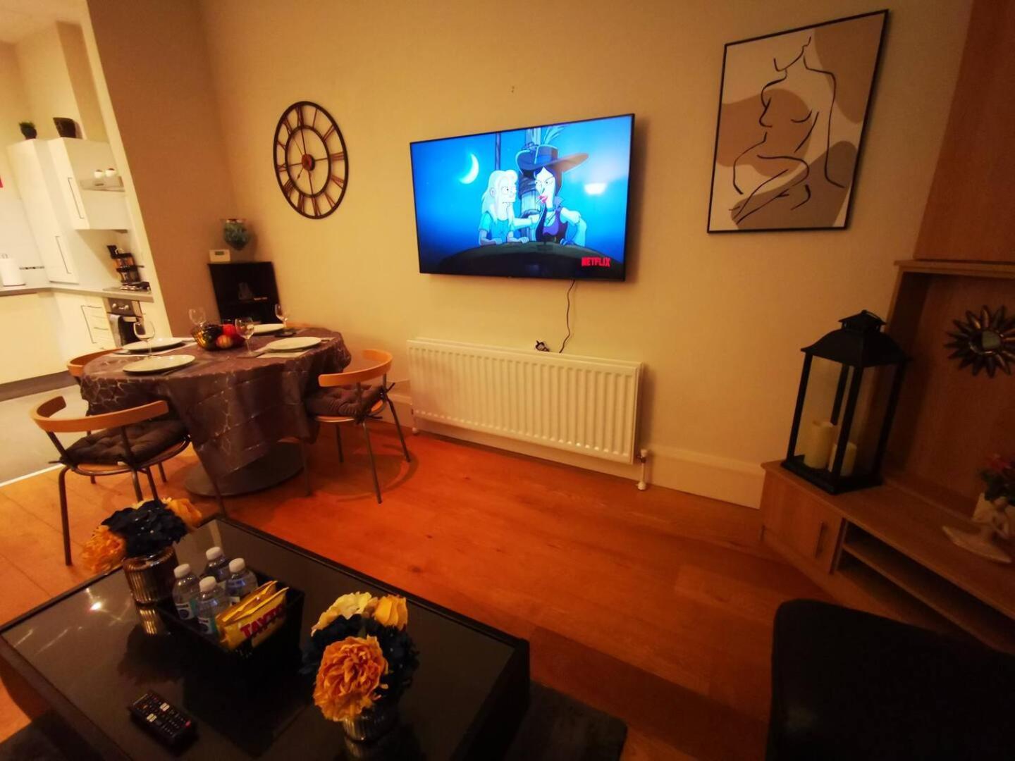2Br Modern Luxury Loft Apartment เบลฟาสต์ ภายนอก รูปภาพ